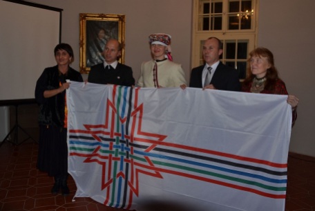2015 decembere, felvezető rendezvény udmurt és szetu vendégekkel, valamint Gáll Attila iszkaszentgyörgyi és Porga Gyula veszprémi polgármesterrel