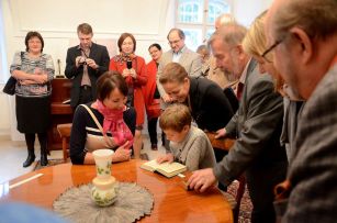 2016 októbere, Finnugor Biblia Kiállítás megnyitója